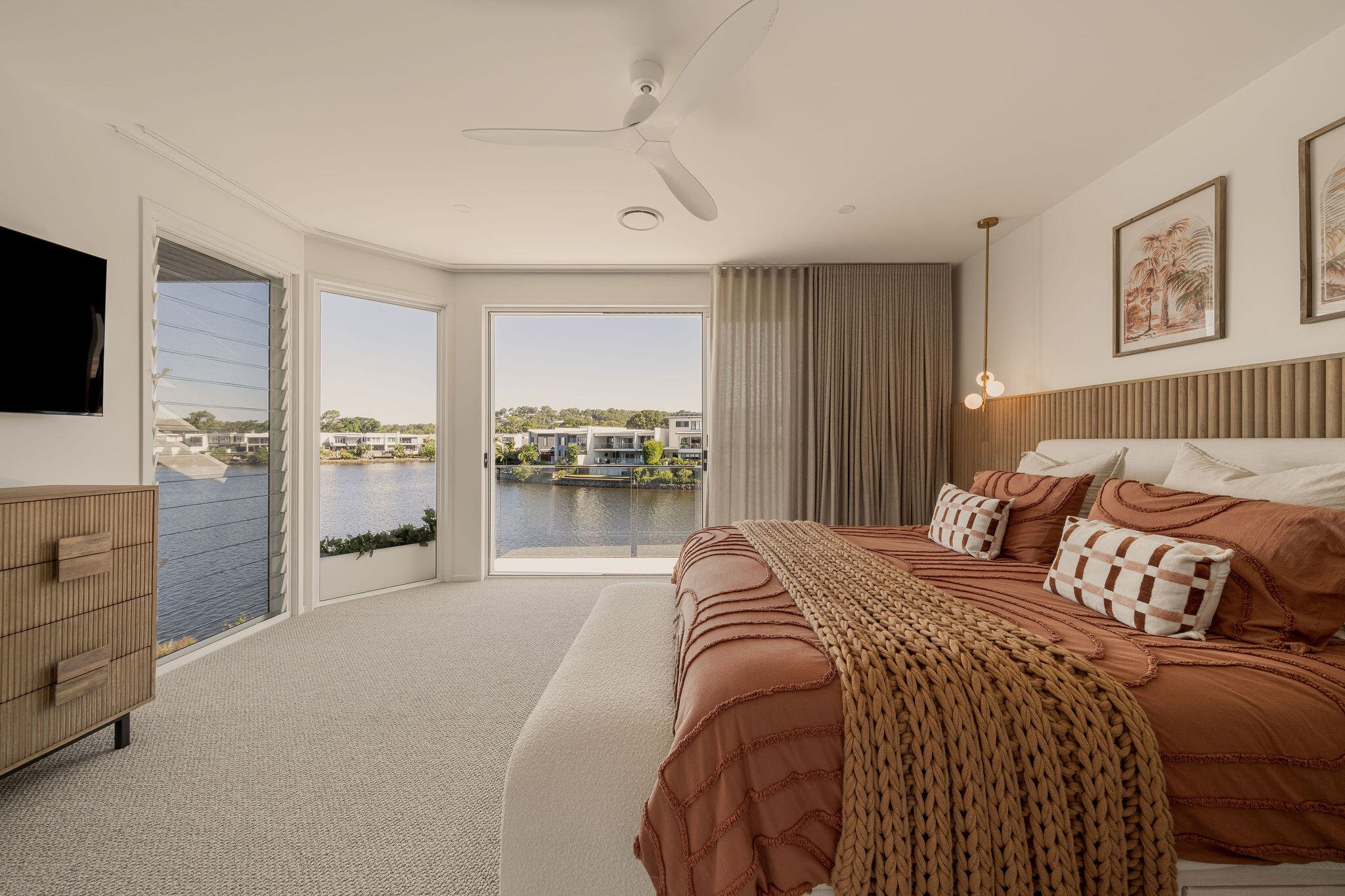 DSC08403-Enhanced-NR