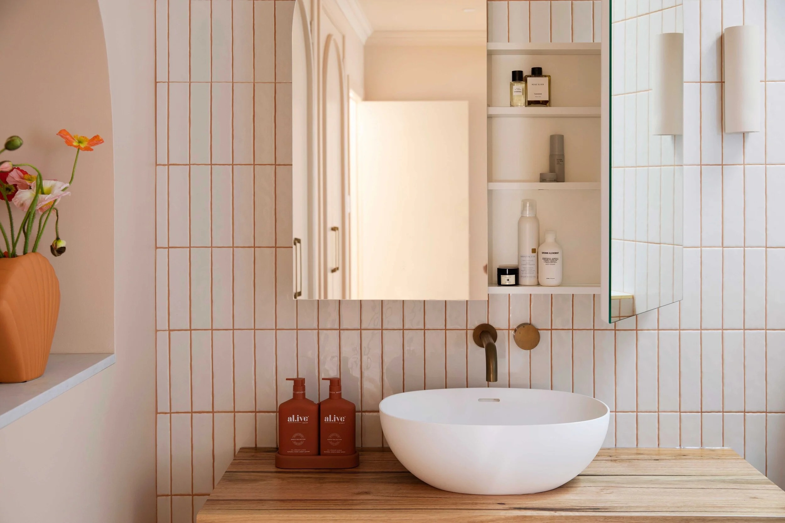 Coloured Grout
